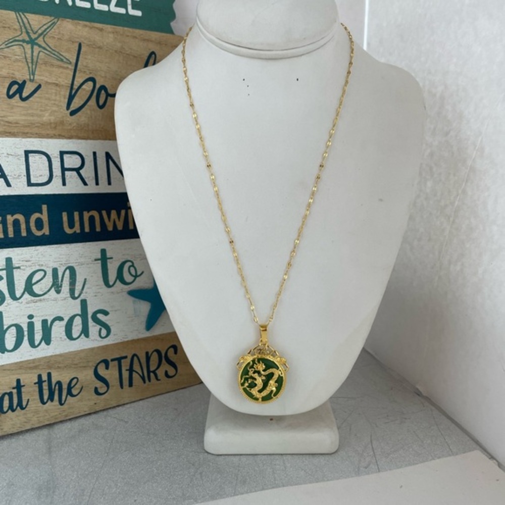 ANJALAI NECKLACE